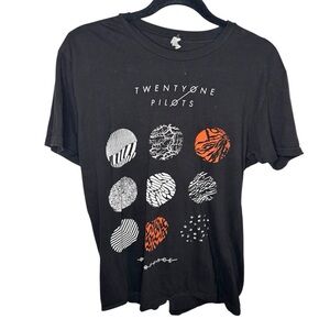 Twenty One Pilots Blurry Face Black Graphic T-Shirt